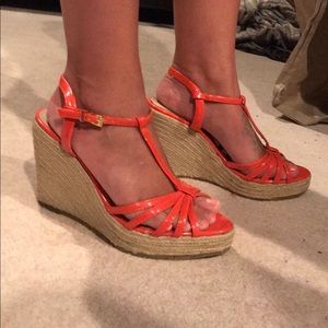 🌸⛄️Bright orange 8 1/2 wedges